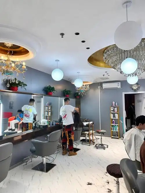 福州SEO理发店贵？ 理发店做SEO真的值吗？