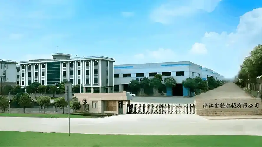 黄冈工程机械SEO推广，如何突破流量瓶颈？效果怎样持续提升？