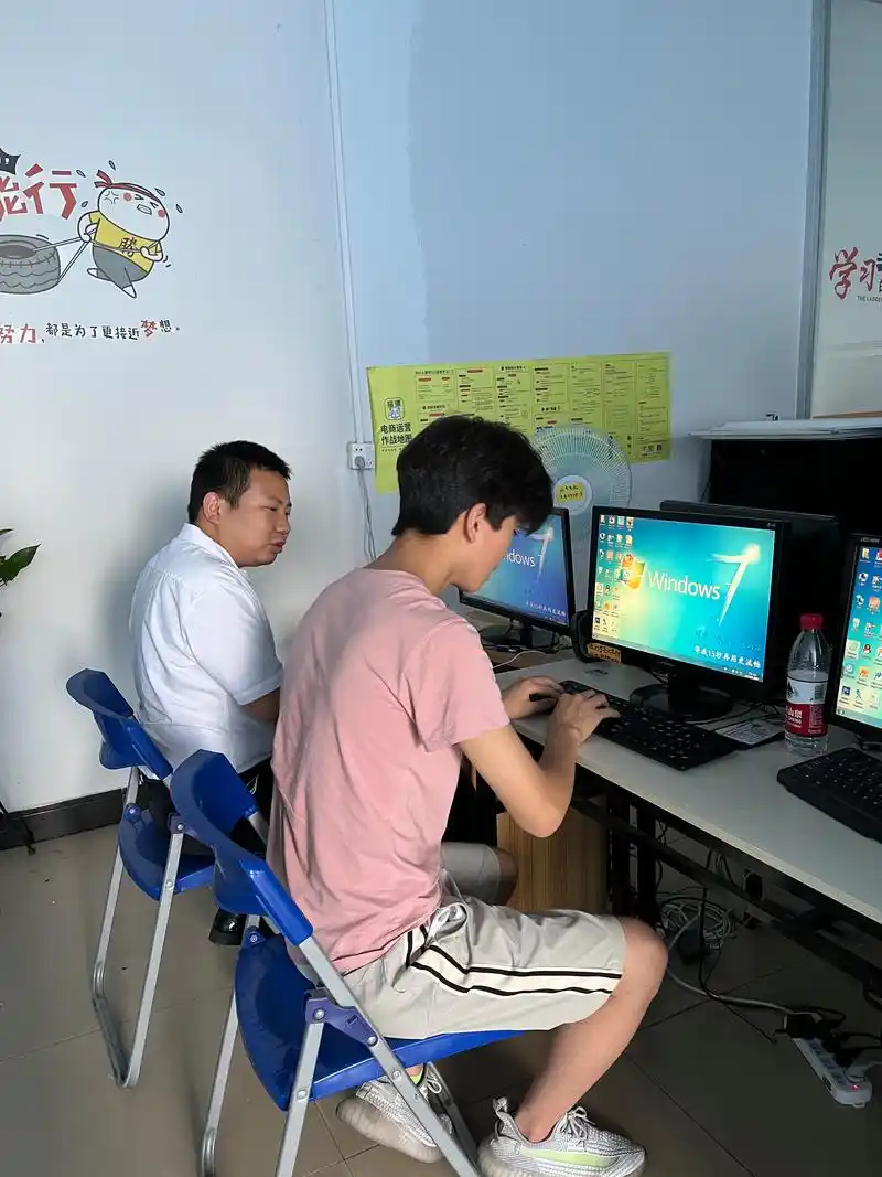 爱站SEO学员到底在学什么？ 他们学完真的能上手操作吗？