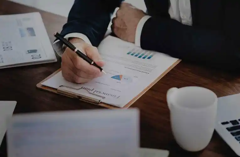 东川SEO推广公司如何让排名飙升？投入成本真能降低？