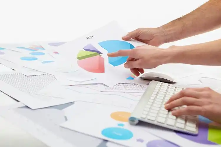 克拉玛依SEO网络推广公司哪家靠谱？ 企业怎么选服务商才不踩坑？