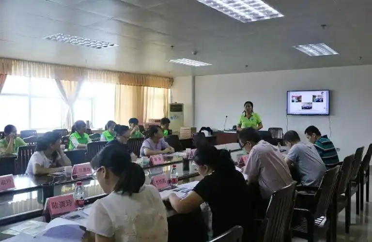 钦州SEO服务商怎么选？ 他们的工作效果如何评估？