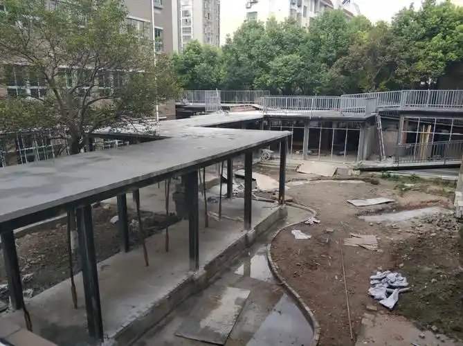 乌鲁木齐开学季做SEO，该从本地信息还是校园需求入手？怎么布局内容见效快？