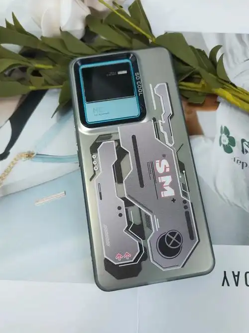 i酷6seo手机壳：隐藏了什么防摔科技？为何成数码玩家首选？